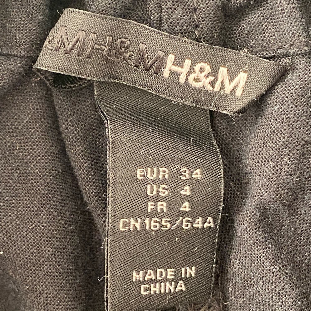H&M Charcoal A-Line Skirt - Picture 4 of 4